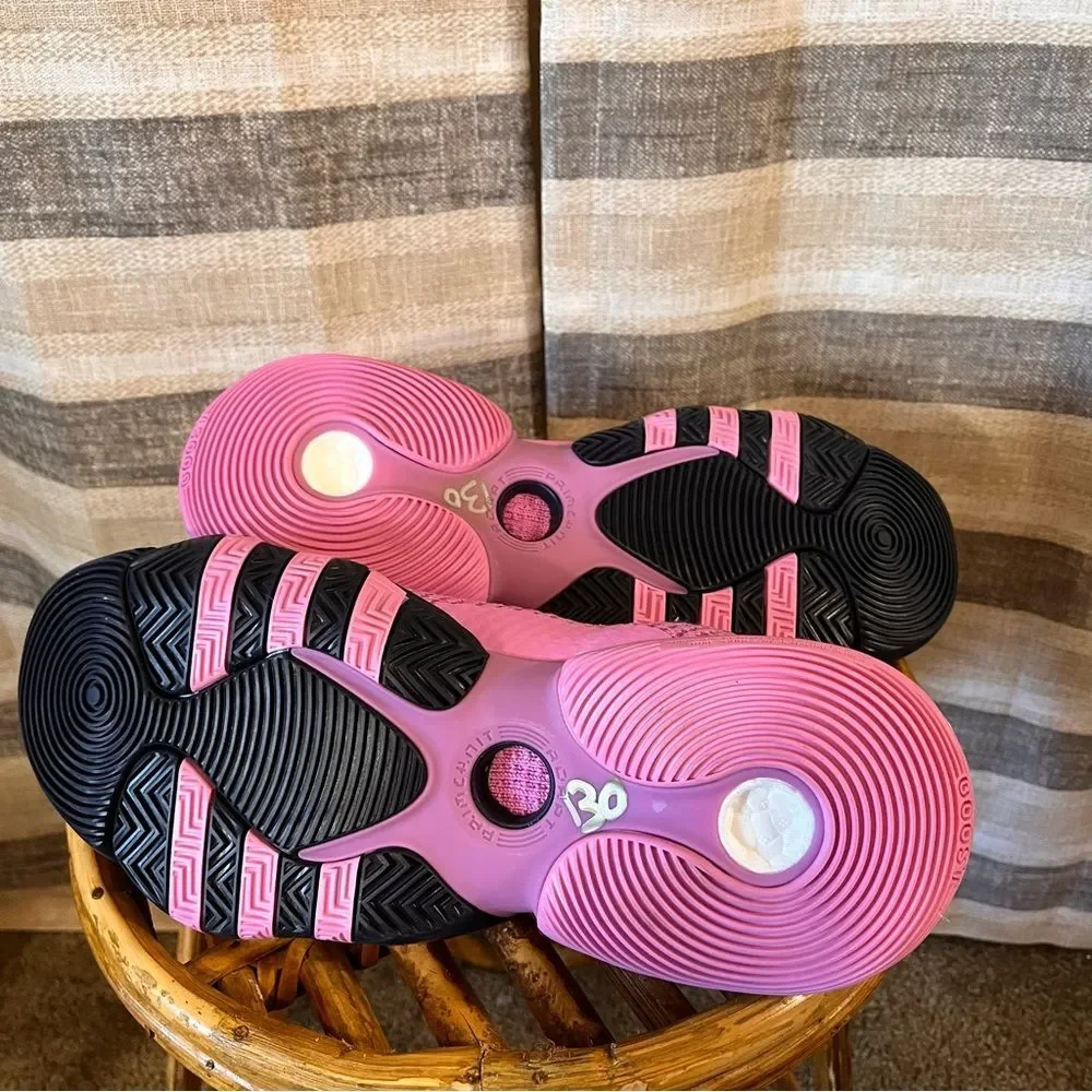 Adidas Pink Trae Young‎ 2 Shoes Size 10